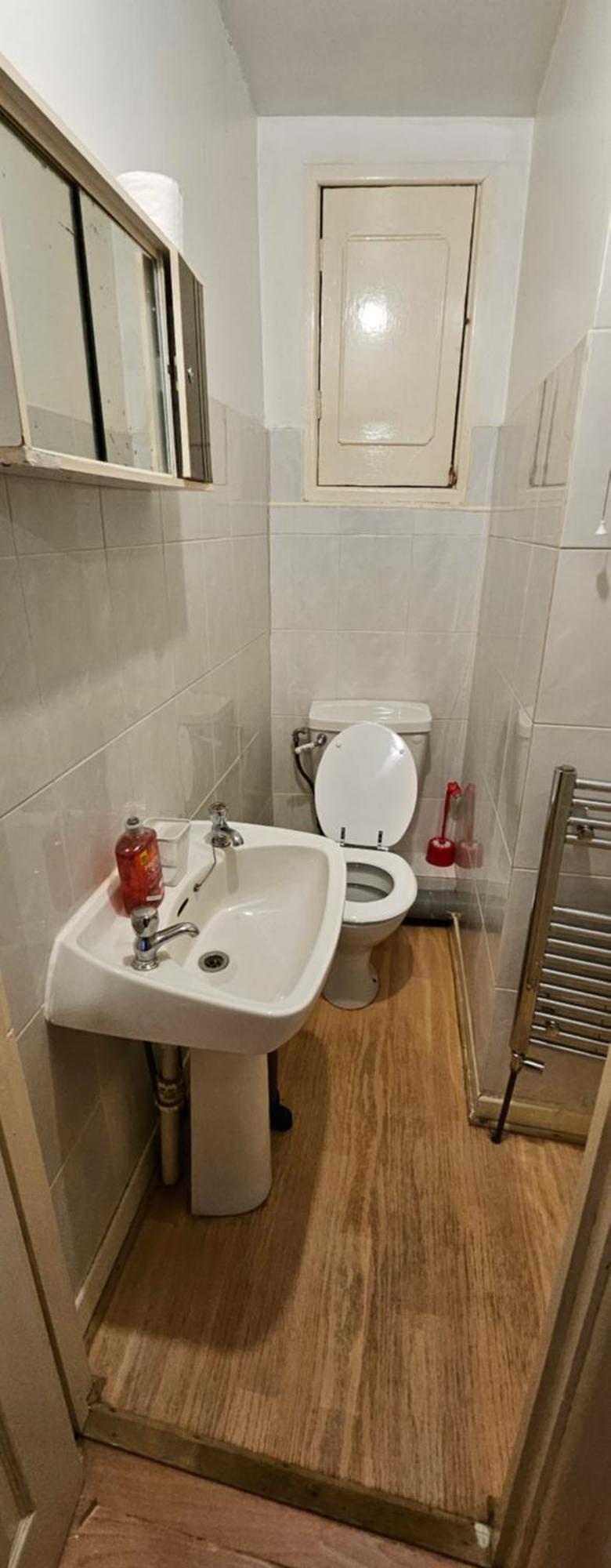 No Frills & Nothing Fancy 1 Bed Studio City Centre Кардифф Экстерьер фото